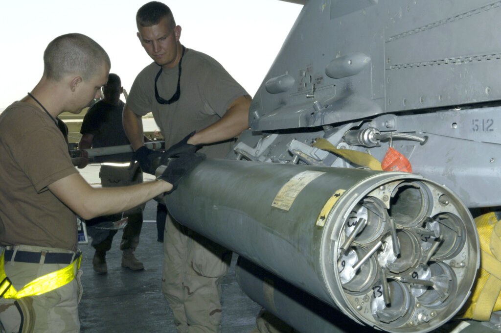 Men working on aircraft in Missouri